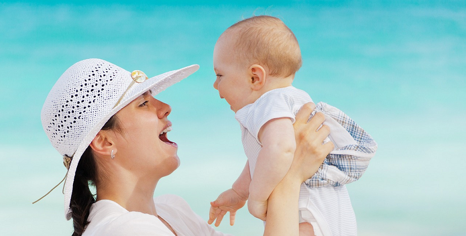 Couples Enjoying Parenthood